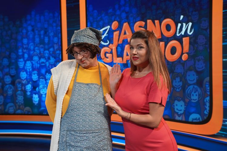 Je Mama Manka Jasni sploh pustila do besede?