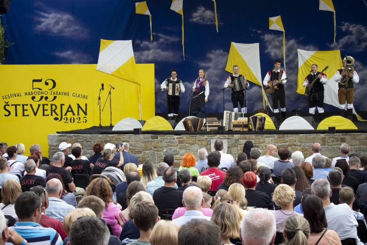 53. Festival 2025 nedelja_ ans. Dveh dolin