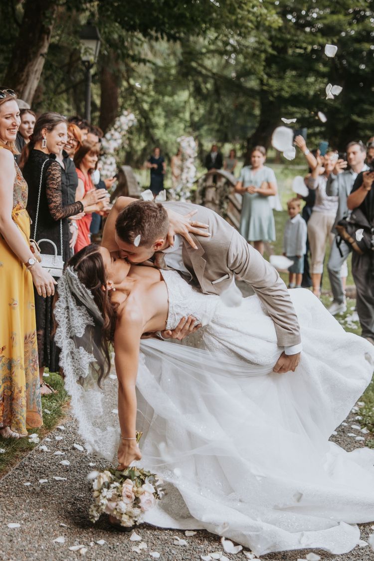 Nika Svetlin in njen izbranec Jure sta se zelo sprostila in uživala.