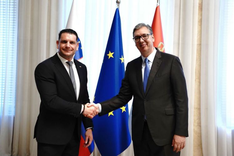 4 stevanovic vucic fb.jpg