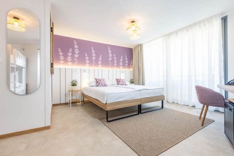 HotelVileParkPremium-druzinska-soba-2+2-SBRP-340-foto-BDobrin-jun2022-lowres.jpg