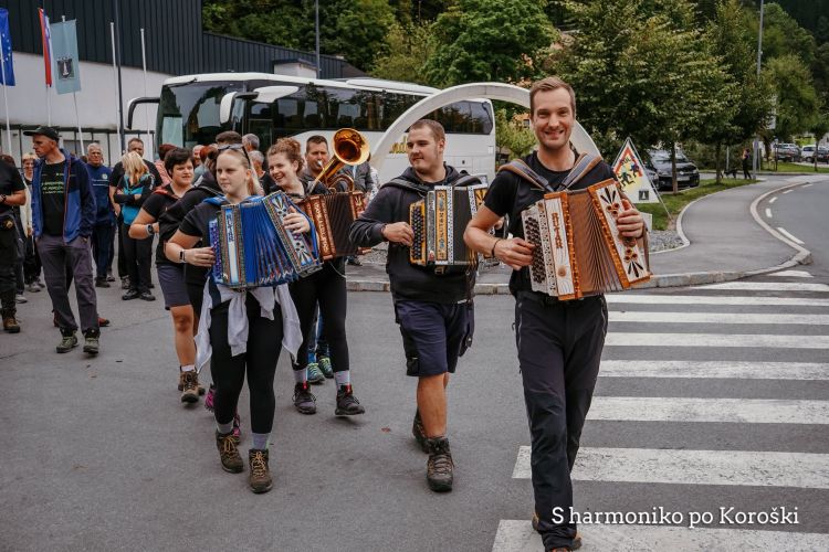 Lansko leto so vandrali po Koroški.