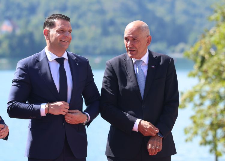 jansa stevanovic-f-robert balen.jpg