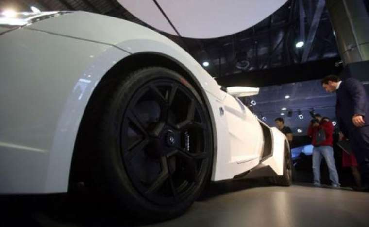 063445_175794_the_new_most_expensive_car_in_the_world_08