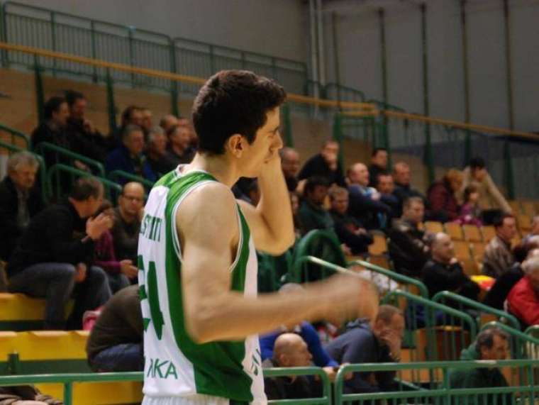 Brez opisa