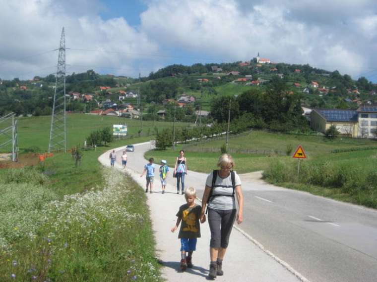 Brez opisa