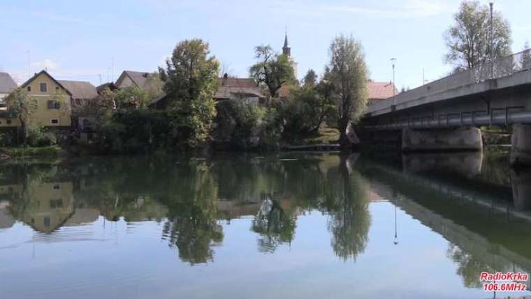 Brez opisa