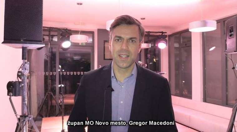 Brez opisa