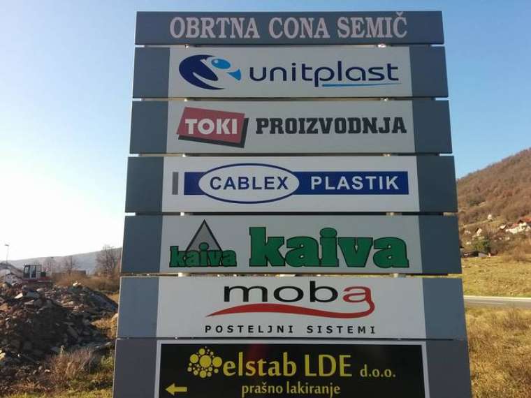 Brez opisa