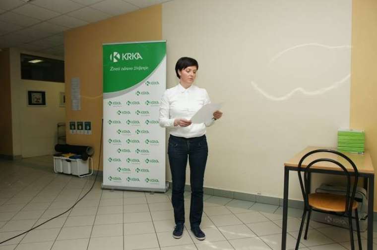 Brez opisa