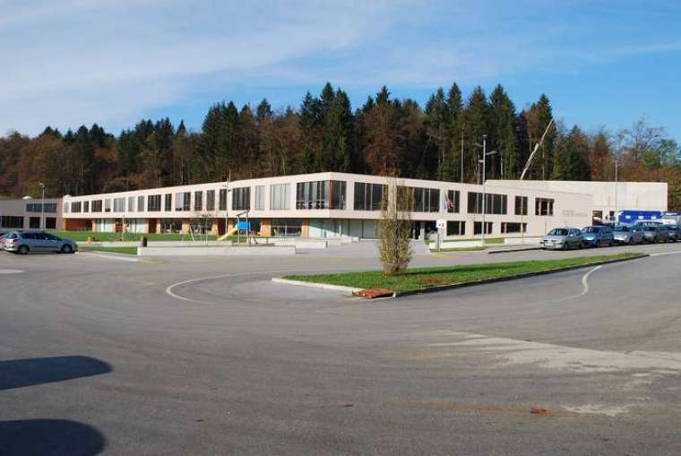 Športna dvorana v Mirni Peči (foto: občina Mirna Peč)