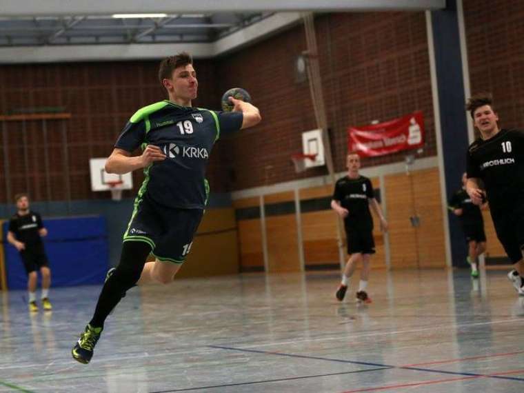 Brez opisa