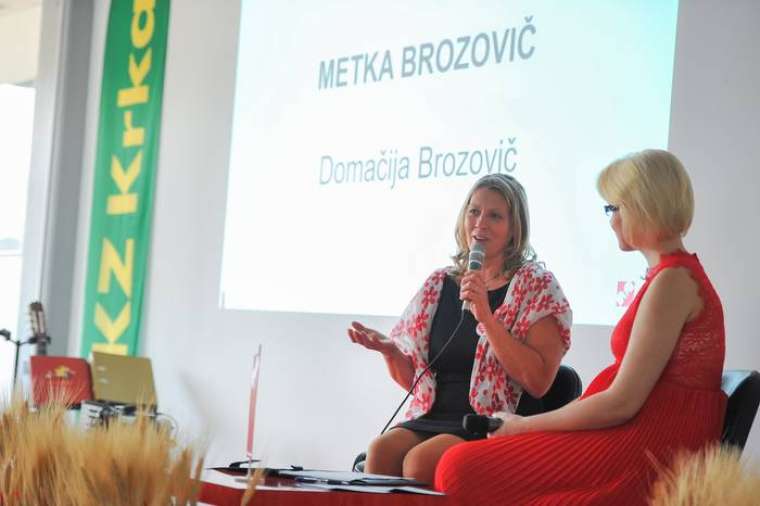 Brez opisa