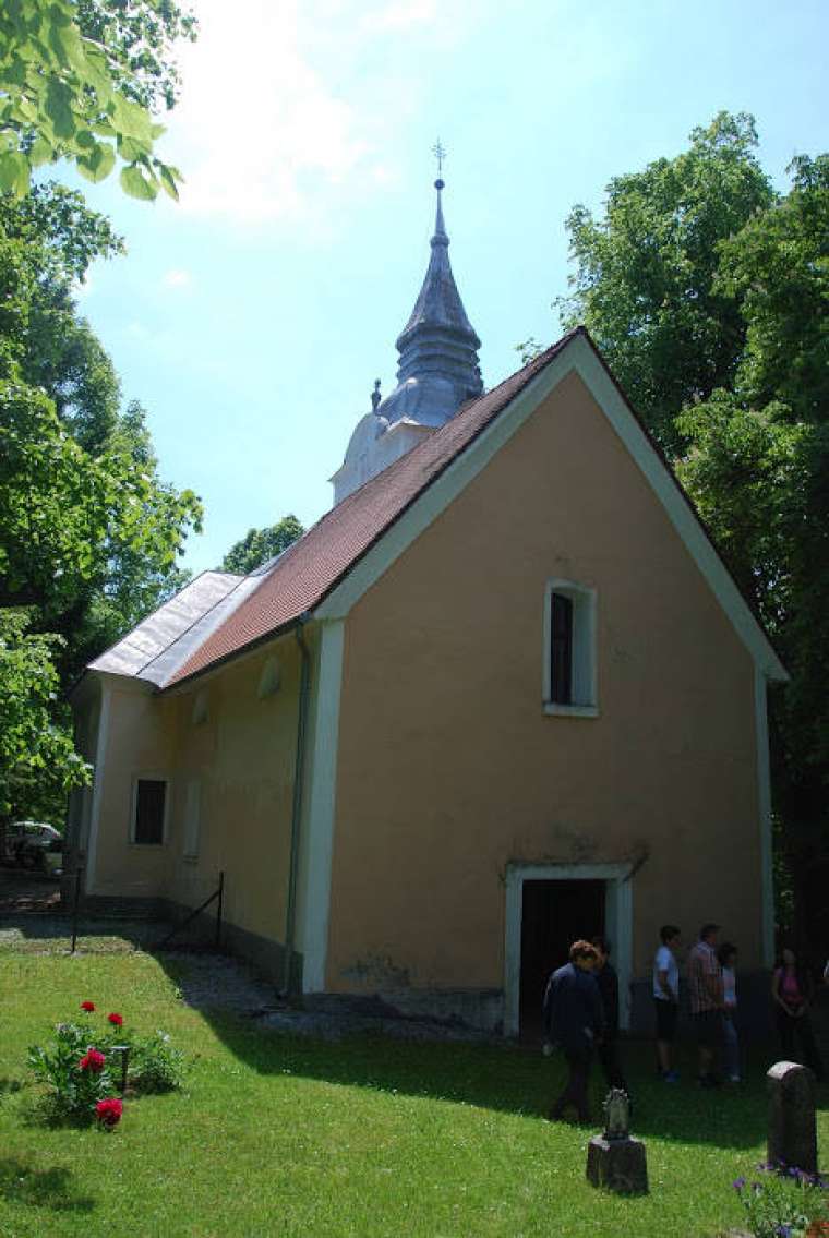 Brez opisa