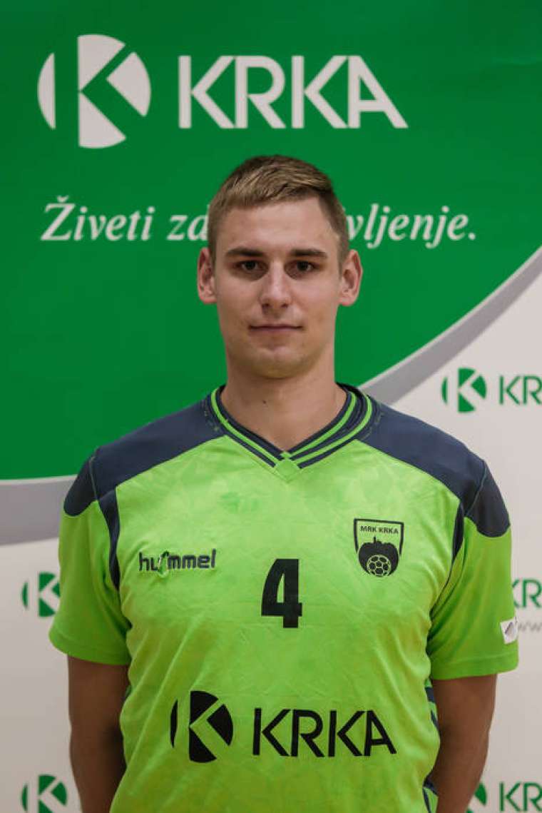 Brez opisa
