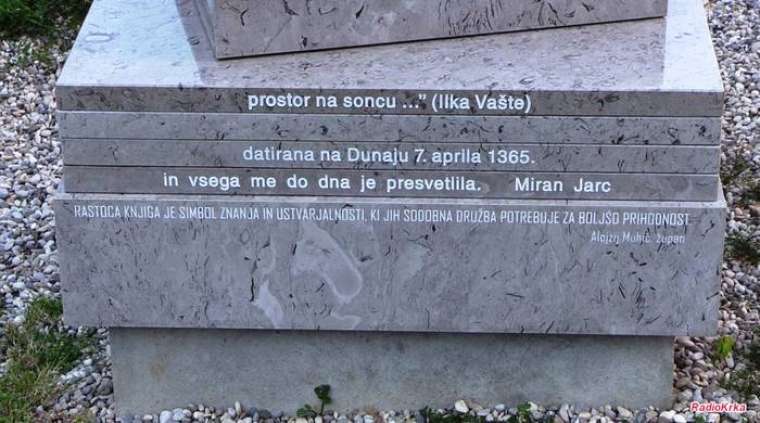 Brez opisa
