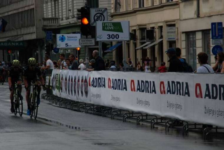 Brez opisa