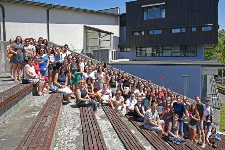 Gimnazija NM, generacija maturantov 2017 (foto: Miha Hadl)