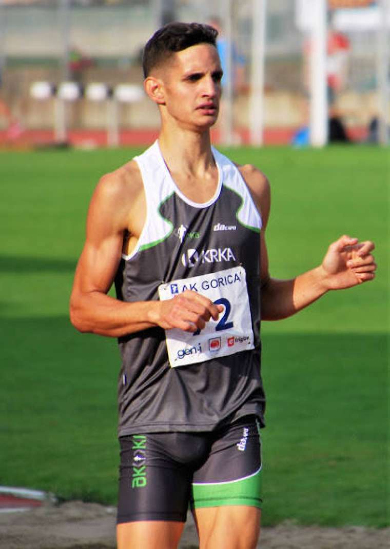 Brez opisa