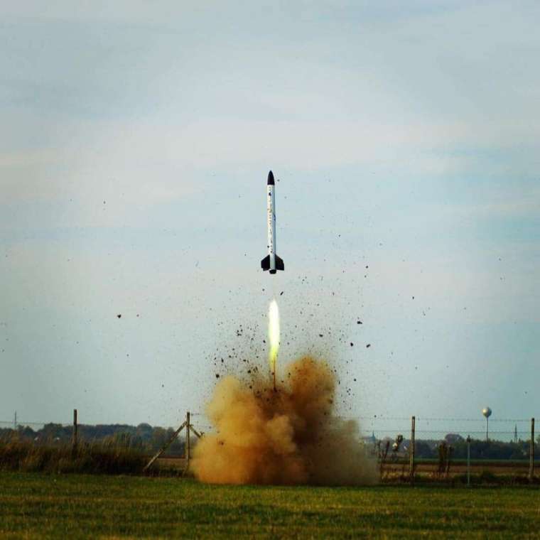 Fascinanten start hrvaške maksi rakete Bumerang
