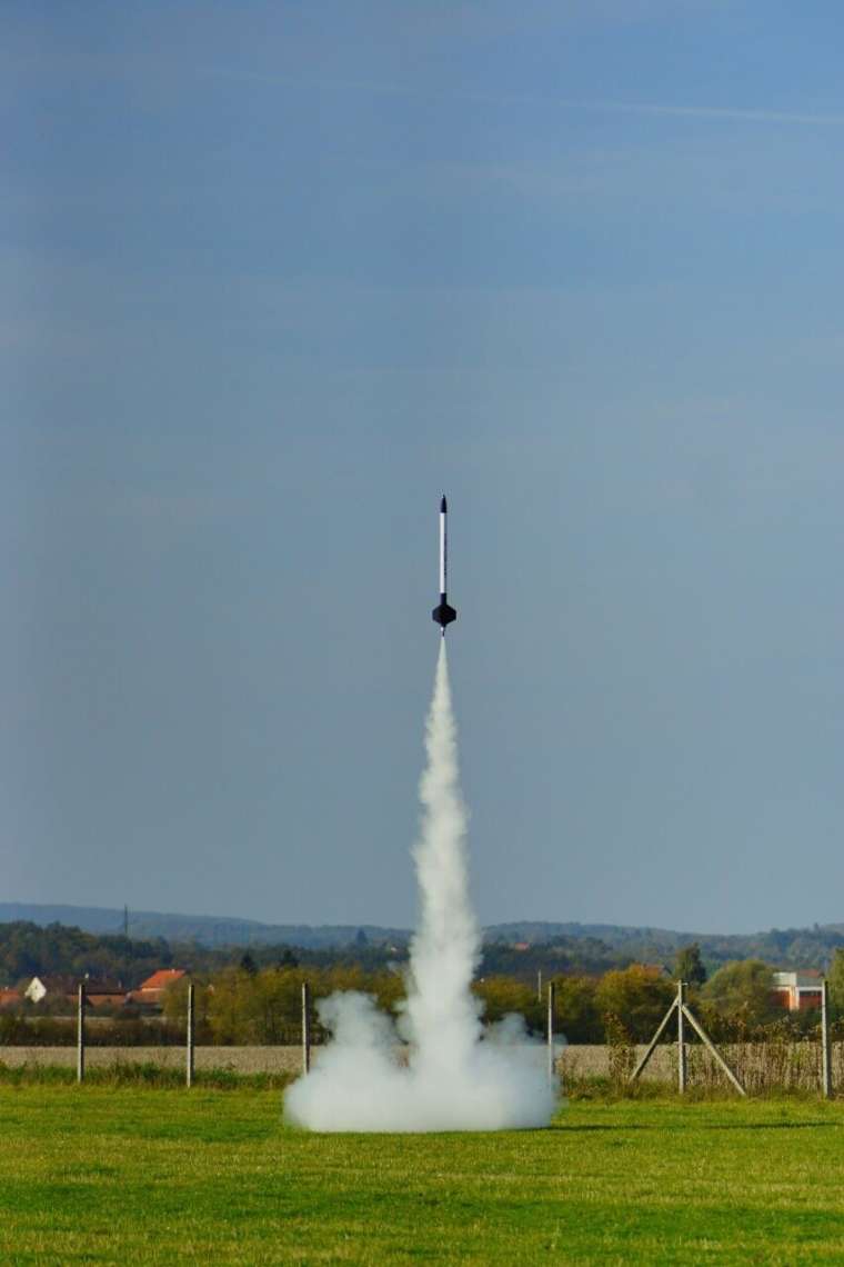 Start maksi rakete Novo mesto