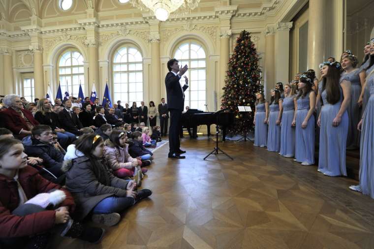 pahor-predsednik-ceremonija-bobo10