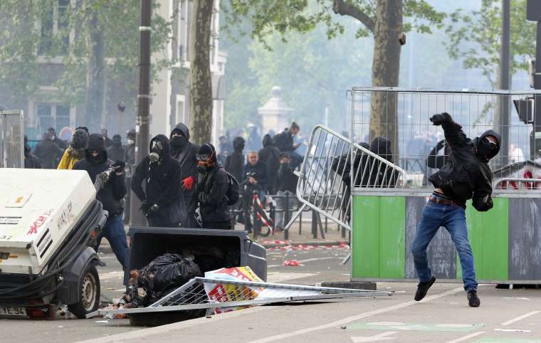 1. maj, pariz, demonstracije