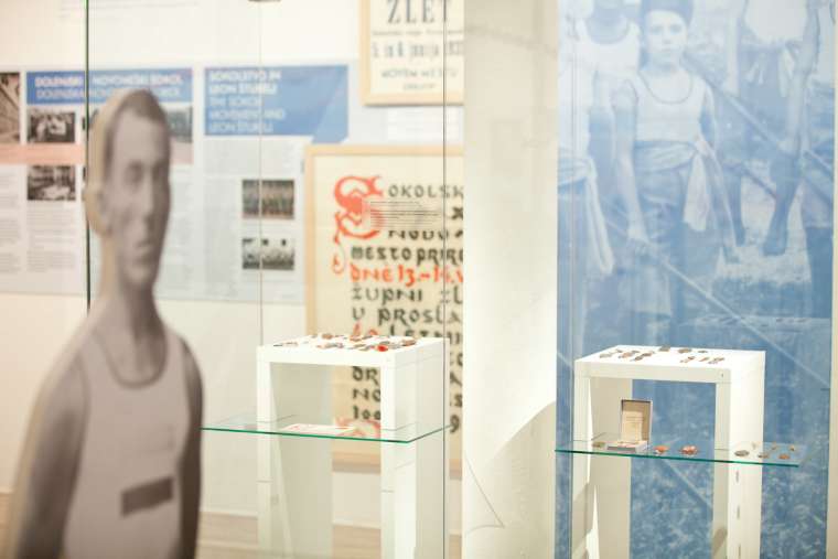 Odprtje razstave Leon 120 v Dolenjskem muzeju