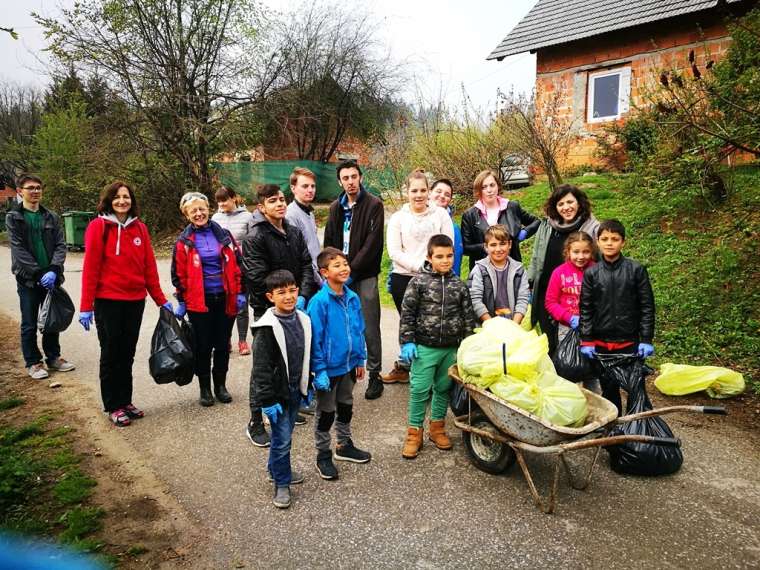 Tri akcije za Skupnostni center Brezje Žabjak