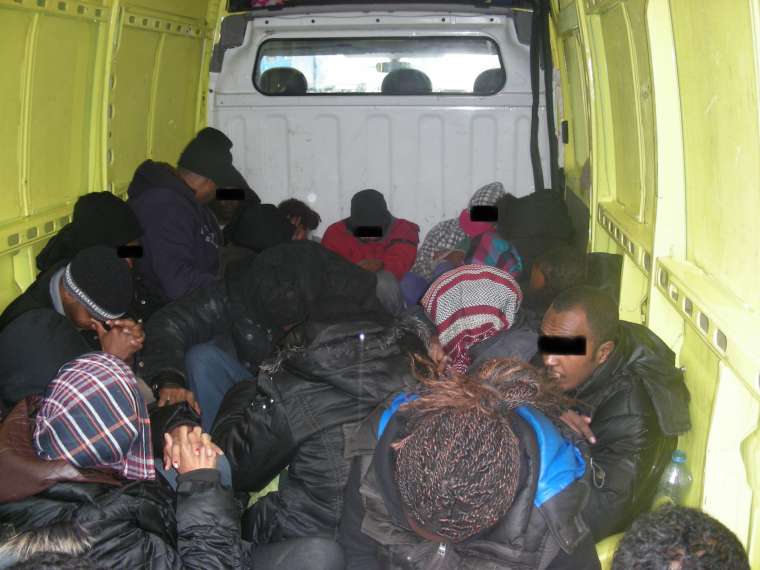 migranti tihotapljenje kombi