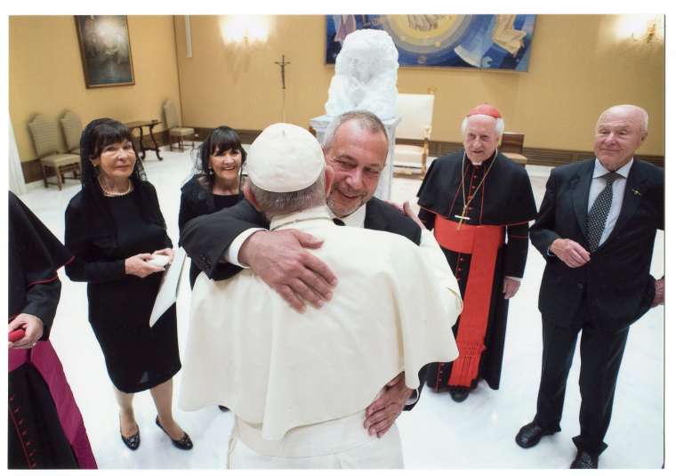 Mik Simčič pri papežu 1