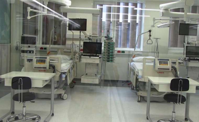v-novomeški-bolnišnici-v-uporabo-predali-nove-prostore-dveh-centrov