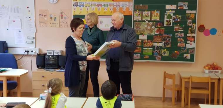 Mirna - Dan slovenske hrane 15112019, obisk v prvem razredu, foto Lapego (1)