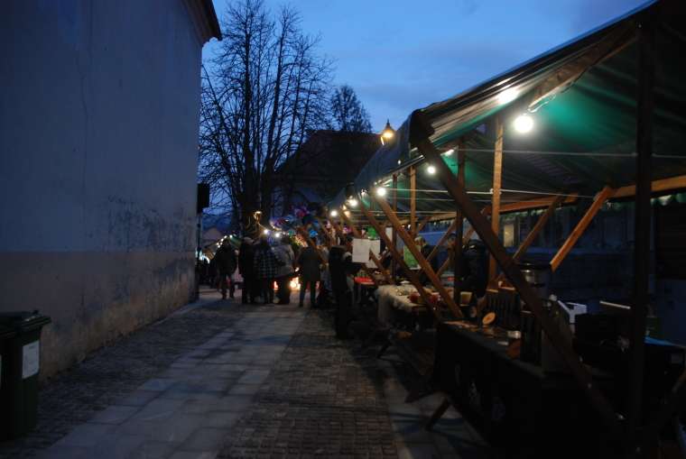 veseli-december-v-črnomlju, v-črnomaljskem-središču-odprtje-prenovljenih-ulic