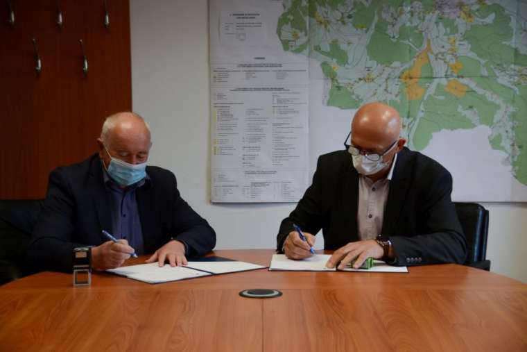 Mirna - podpis pogodbe za obnovo cest 2020, foto DL, Lapego (1)