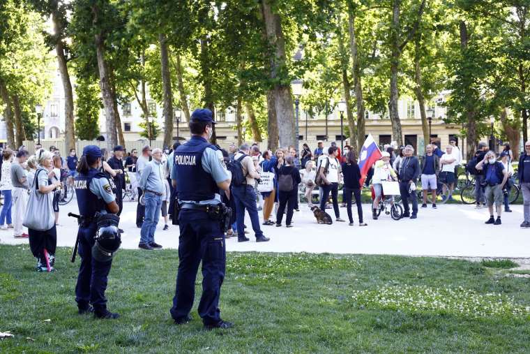 protest pahor bazovica kongresni trg bobo4