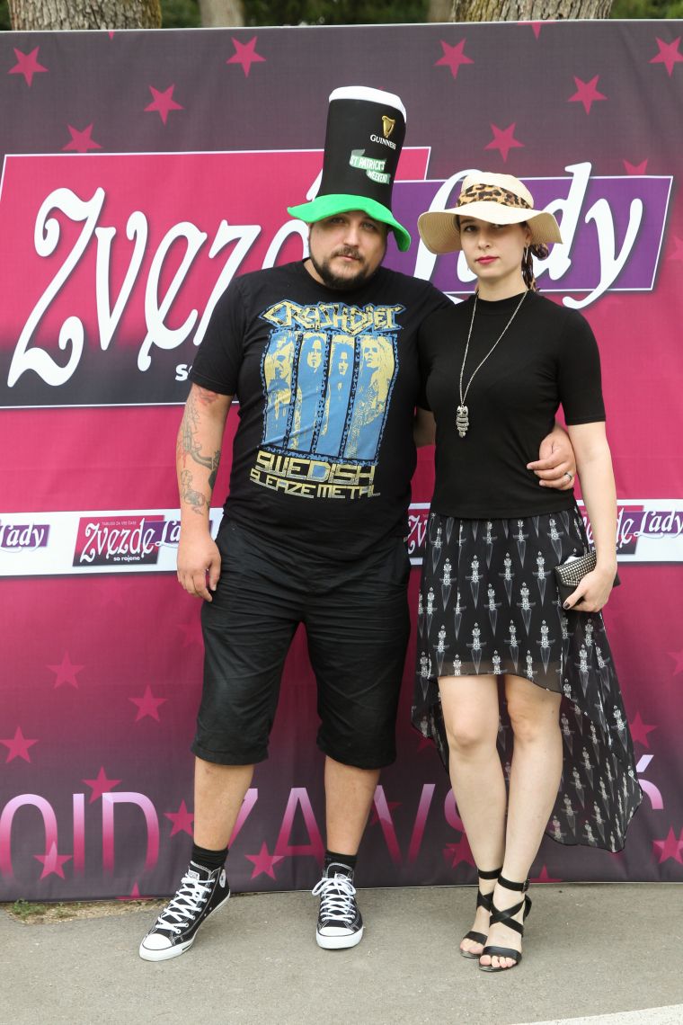 Glavno vlogo so igrali klobuki in klobučki.