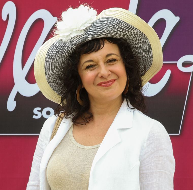 Glavno vlogo so igrali klobuki in klobučki.