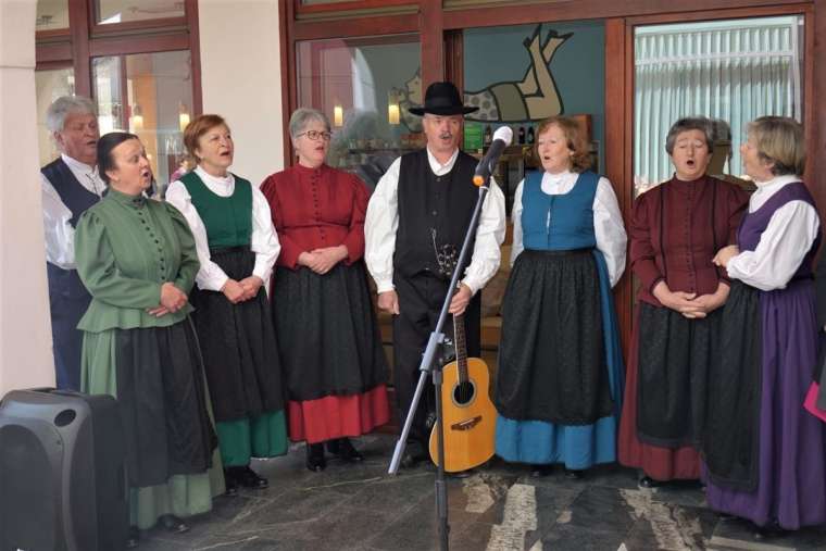velikonočna-razstava, otvoritev, otvoritev-četrte-sezone