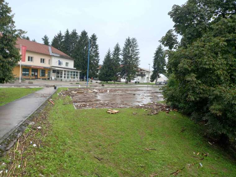 poplave medvode neurje