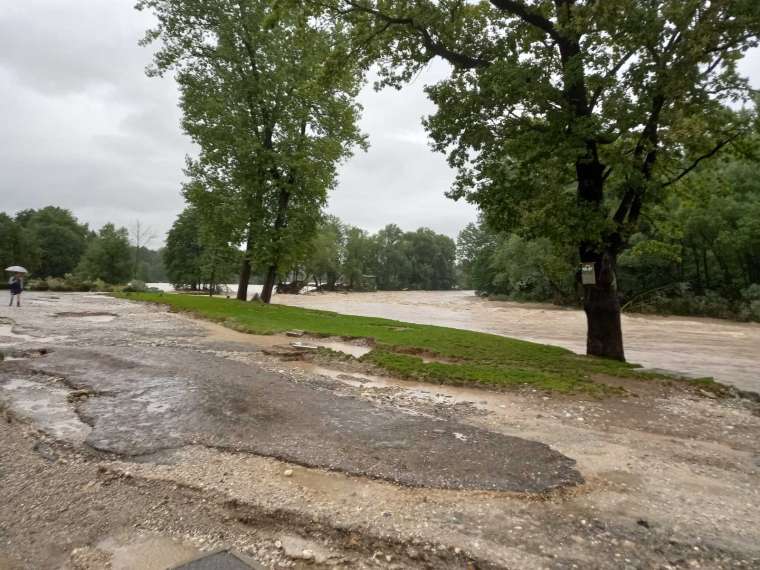 poplave medvode neurje