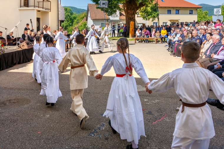 dragatuš, črnomelj