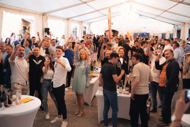 pop-up-wine-festival