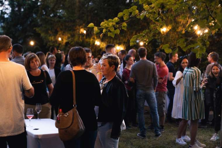 pop-up-wine-festival