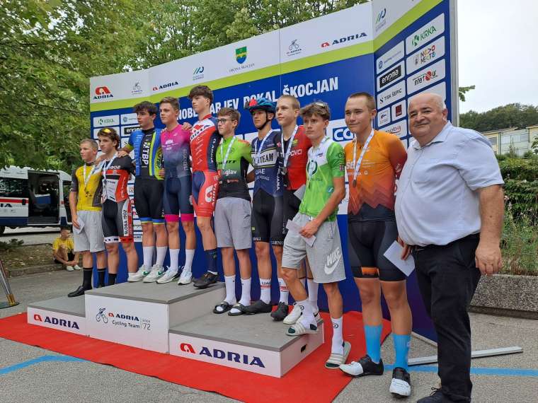 nik-pust-in-anže-mede-v-škocjanu-poskrbela-za-dvojno-zmago