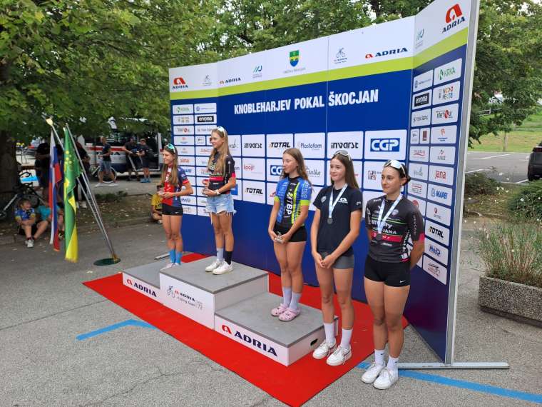 nik-pust-in-anže-mede-v-škocjanu-poskrbela-za-dvojno-zmago