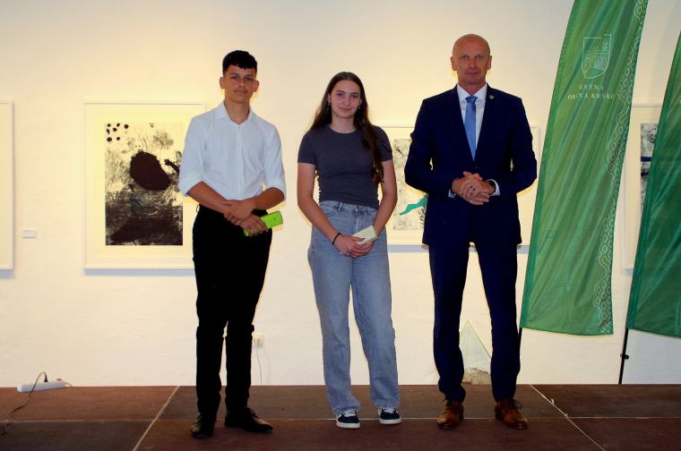 zupan-sprejel-najuspesnejse-ucence-in-dijake