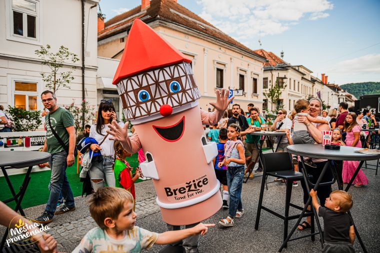 mestna-promenada-brezice-2025