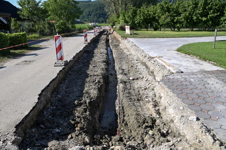 iii-faza-obnove-ceste-na-ribnik-v-brestanici