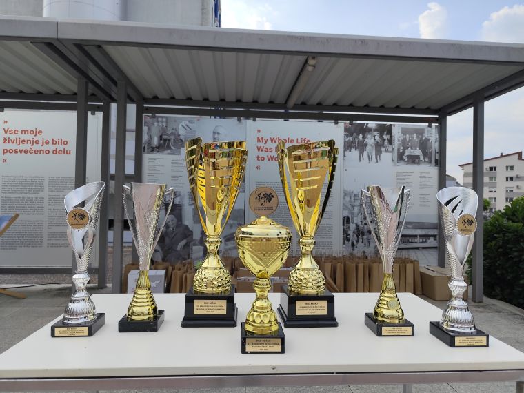 21-kolesarski-maraton-po-dezeli-cvicka